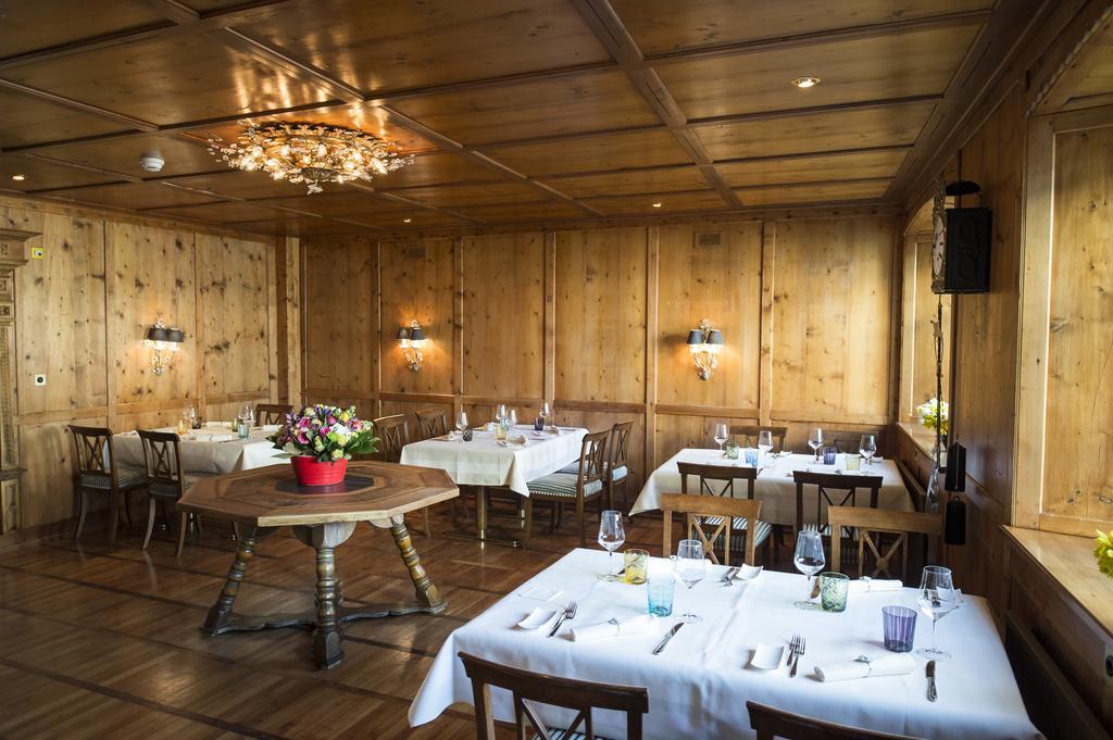 Hotel Weiss Kreuz Malans Extérieur photo